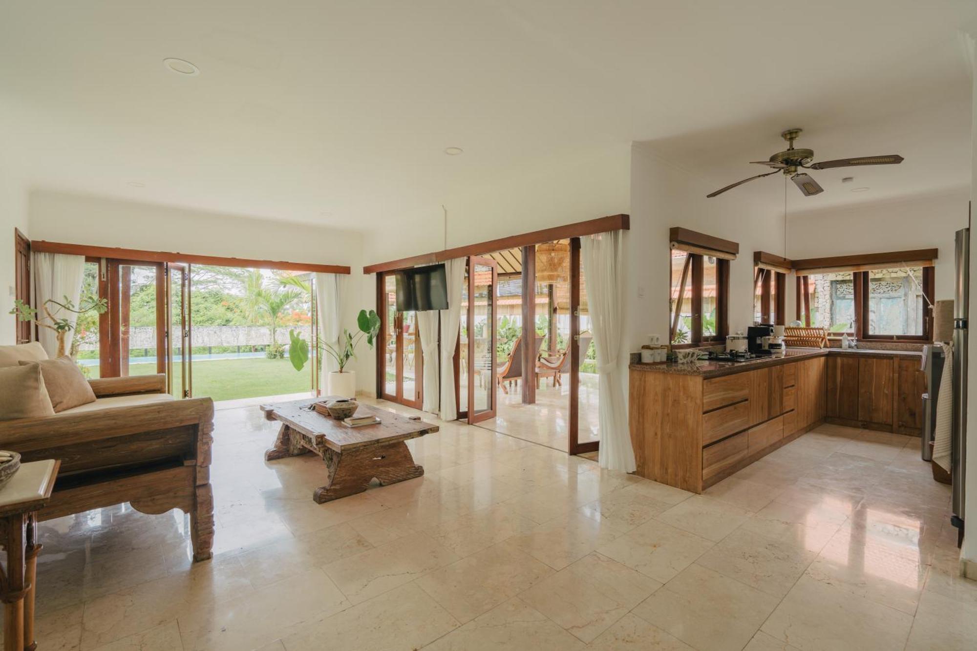 Uluwatu Tropical Villa Asmara מראה חיצוני תמונה